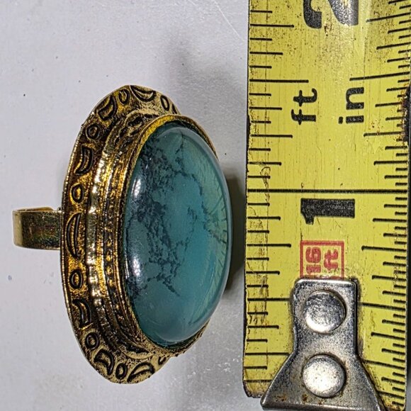 Vtg Adjustable Gold-Tone Oval Ring Faux Turquoise Stone Etched southwest - Picture 3 of 4